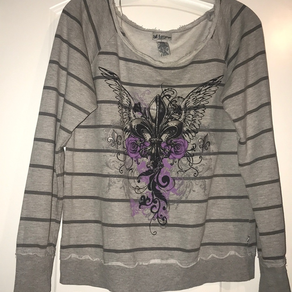 Cross tee